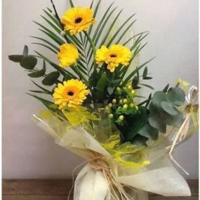 Bild von Buttercups Florists