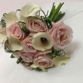 Bild von Buttercups Florists