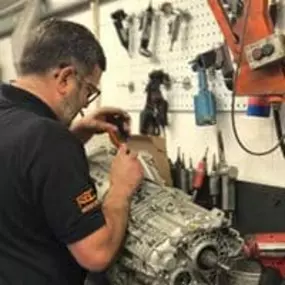 Bild von Last Transmissions Ltd