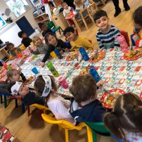 Bild von Rise & Shine Day Nursery