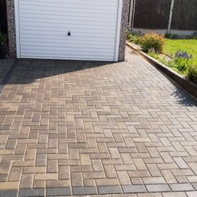 Bild von 4 Seasons Paving Co