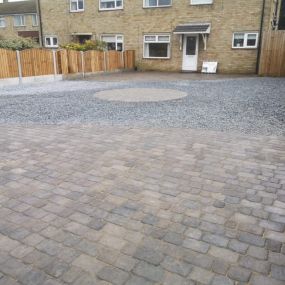 Bild von 4 Seasons Paving Co