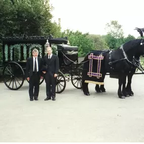 Bild von D J Hall Funeral Directors