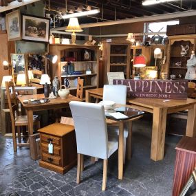 Bild von Bridge Street Furniture & House Clearance