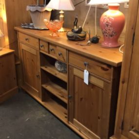 Bild von Bridge Street Furniture & House Clearance