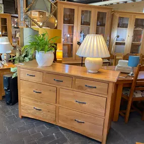 Bild von Bridge Street Furniture & House Clearance