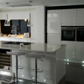 Bild von Rosha Joiners & Builders