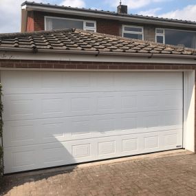 Bild von Garside Garage Doors