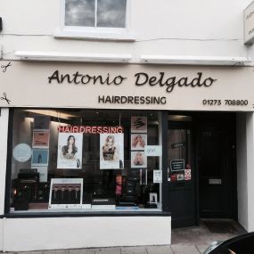 Bild von Antonio Delgado Hairdressing