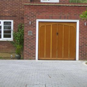 Bild von Acorn Garage Doors Group Ltd