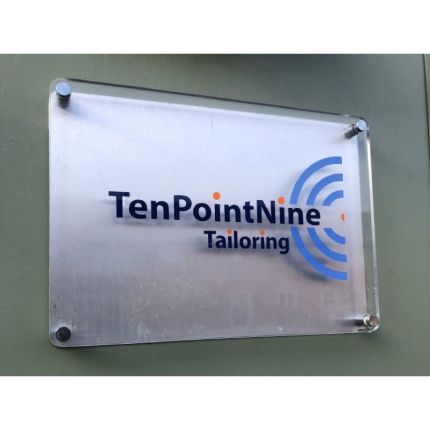 Logo from TenPointNine Tailoring