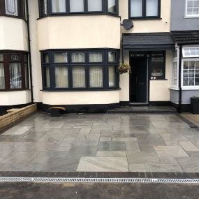 Bild von Elite Paving & Landscaping Ltd