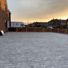 Bild von Elite Paving & Landscaping Ltd