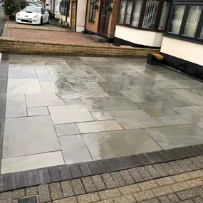 Bild von Elite Paving & Landscaping Ltd