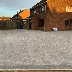 Bild von Elite Paving & Landscaping Ltd