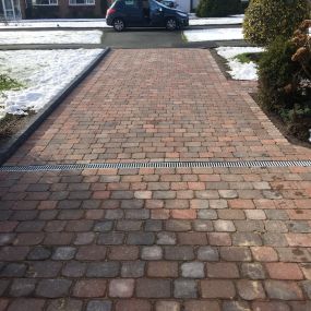 Bild von J Lowther & Sons Driveways & Building Services