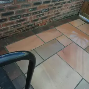 Bild von J Lowther & Sons Driveways & Building Services