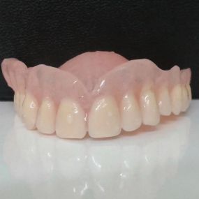 Bild von Pro-Tech Dental Laboratories