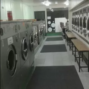 Bild von The New City Road Laundry Service Ltd