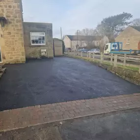 Bild von DJ & M Bower Tarmac Surfacing Ltd