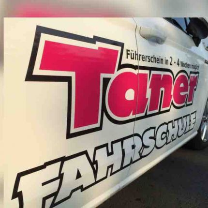 Logotipo de Fahrschule Taner