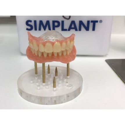 Logótipo de Anglia Dental Laboratory