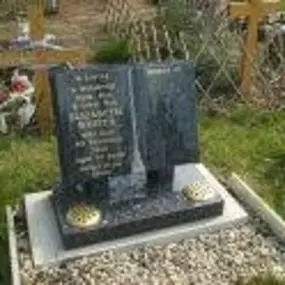 Bild von Set in Stone (Kent) Ltd