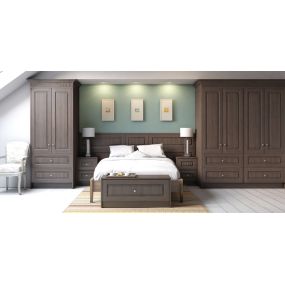 Bild von Langtry Fitted Furniture