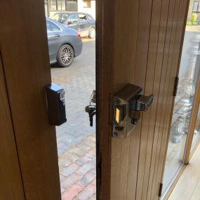 Bild von Latch & Locksmith