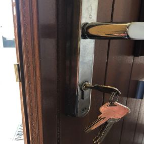 Bild von Latch & Locksmith