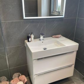 Bild von A Q S Bathrooms
