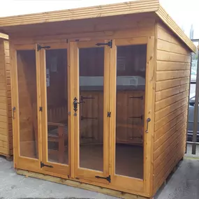 Bild von Aardvark Joinery Shed & Garage Show Site, Barnsley