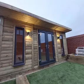 Bild von Aardvark Joinery Shed & Garage Show Site, Barnsley