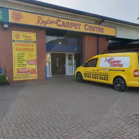 Bild von Royton Carpet & Grass Centre