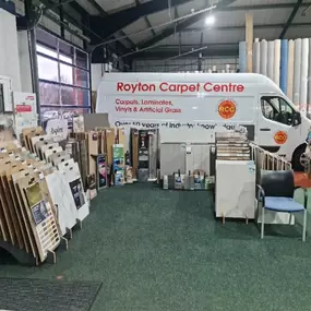 Bild von Royton Carpet & Grass Centre