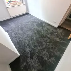 Bild von Royton Carpet & Grass Centre