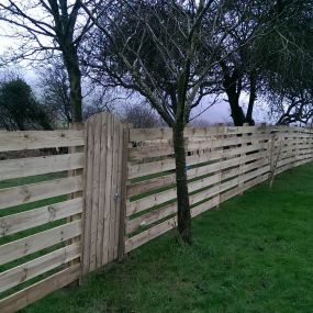 Bild von J McCreadie Fencing & Decking