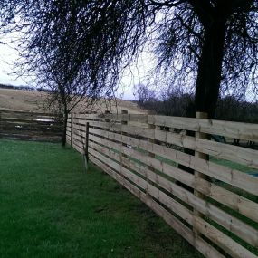 Bild von J McCreadie Fencing & Decking