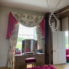 Bild von Heathers Curtains & Upholstery