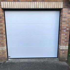 Bild von Garage Doors Repaired Ltd