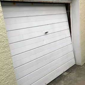 Bild von Garage Doors Repaired Installations Ltd