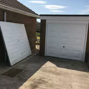 Bild von Garage Doors Repaired Installations Ltd