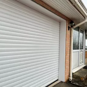 Bild von Garage Doors Repaired Installations Ltd