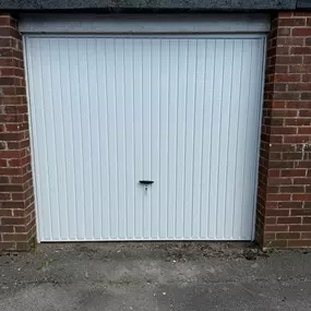 Bild von Garage Doors Repaired Installations Ltd
