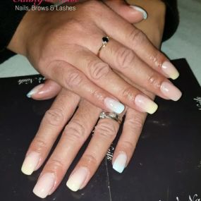 Bild von Ealing's Nails & Beauty