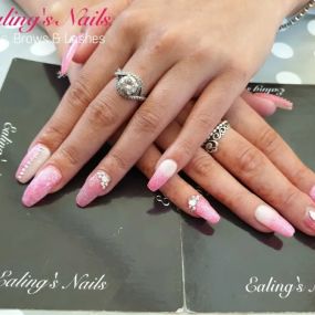 Bild von Ealing's Nails & Beauty