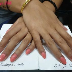 Bild von Ealing's Nails & Beauty