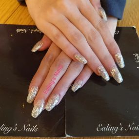 Bild von Ealing's Nails & Beauty