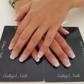 Bild von Ealing's Nails & Beauty