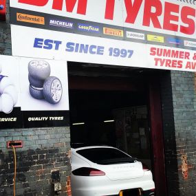 Bild von DM Tyres MCr Ltd